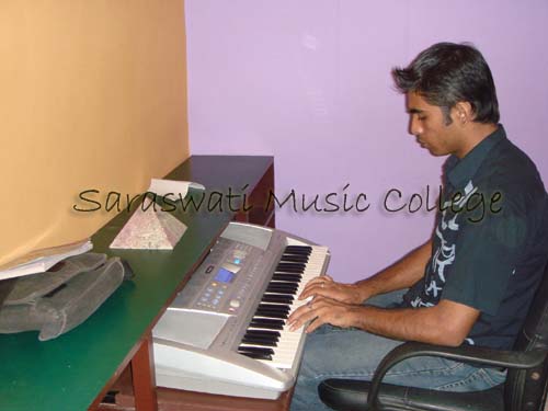 Keyboard practice session